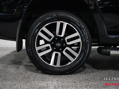 Used 2016 Toyota 4Runner Limited AWD/4WD image 11