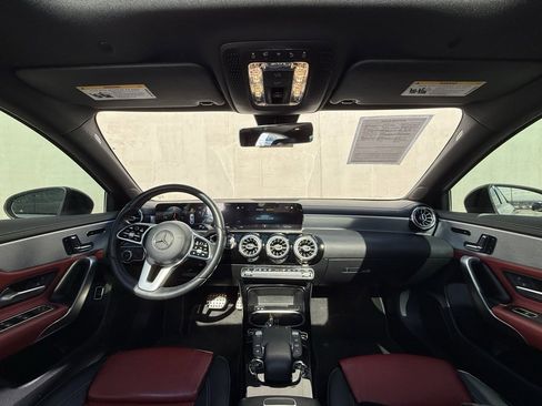 Used 2021 Mercedes-Benz A 220 image 6