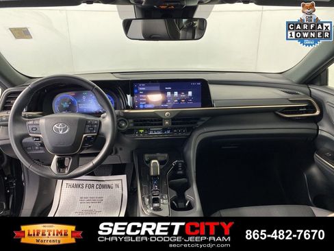Used 2026 Toyota Crown AWD/4WD image 26