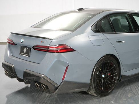 Used 2026 BMW M5 w/ Carbon Package image 20