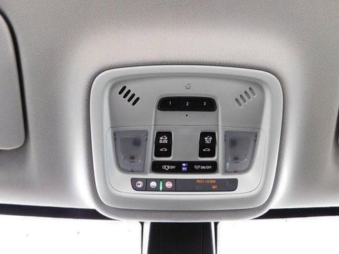 Used 2018 Chevrolet Traverse Premier w/ Driver Confidence II Package image 47