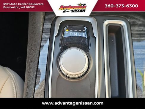 Used 2022 Chrysler 300 Touring L image 19