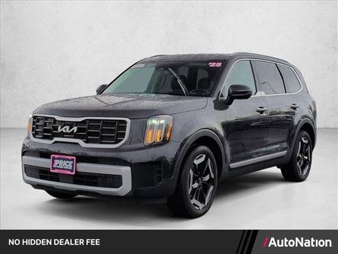 Used 2025 Kia Telluride S AWD/4WD image 1