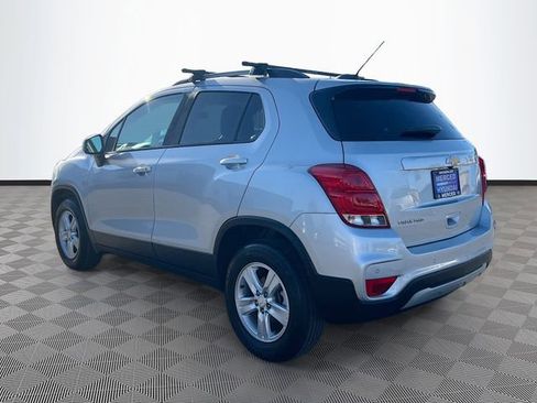 Used 2022 Chevrolet Trax LT w/ Driver Confidence Package image 5
