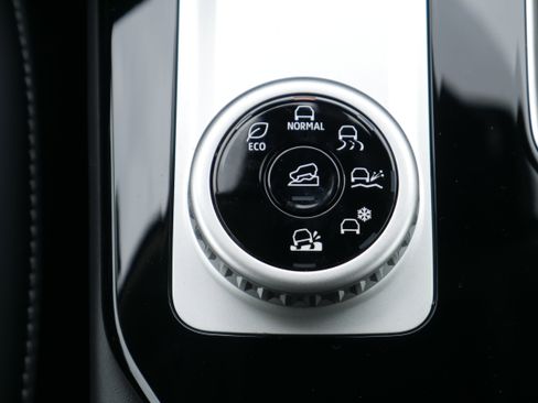 New 2026 Mitsubishi Outlander SE AWD/4WD image 22