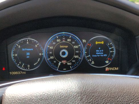 Used 2015 Cadillac Escalade Luxury AWD/4WD image 19
