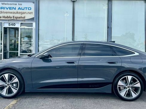 Used 2025 Audi A6 e-tron Premium Plus w/ Premium Plus RWD image 37
