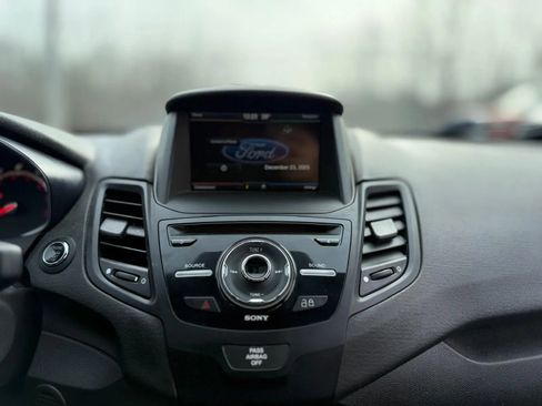 Used 2015 Ford Fiesta ST image 18