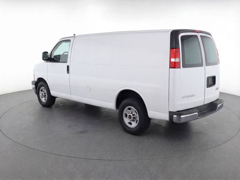 Used 2025 GMC Savana 3500 LT w/ LT Preferred Equipment Group image 5