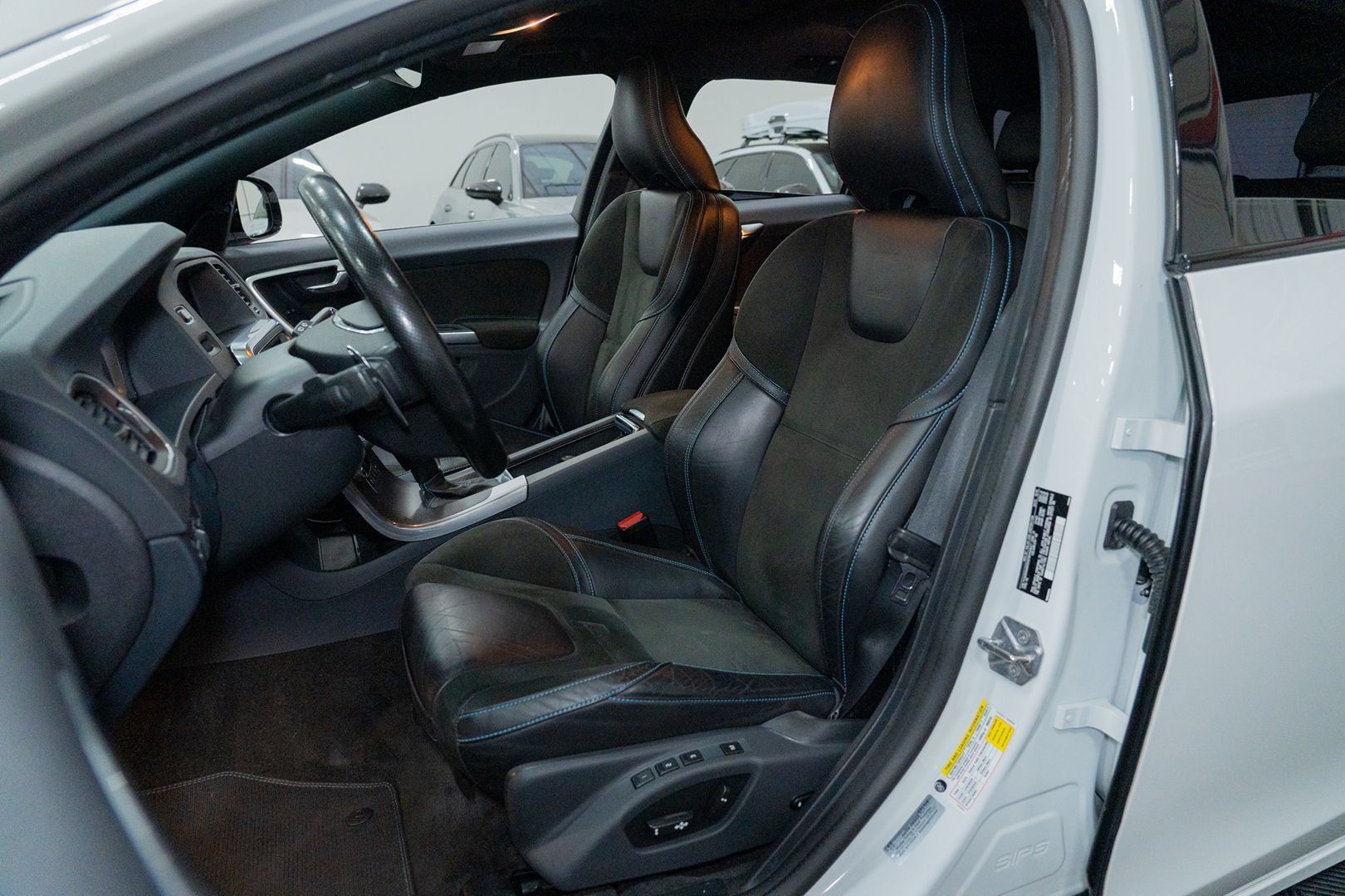 Used 2017 Volvo V60 T6 Polestar AWD/4WD image 23
