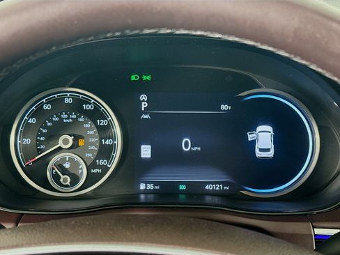 Used 2023 Genesis GV70 2.5T w/ Advanced Package image 16