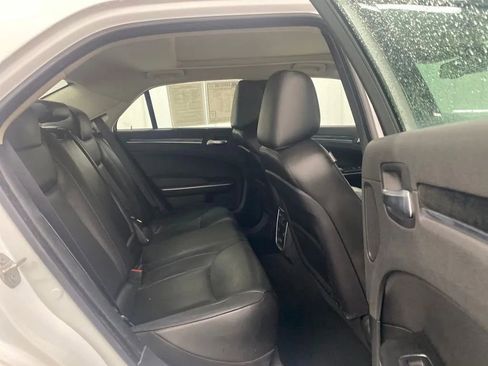 Used 2023 Chrysler 300 Touring L w/ Popular Equipment Group image 17