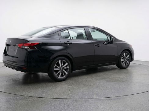 Used 2025 Nissan Versa SV FWD image 9