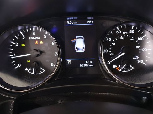 Used 2019 Nissan Rogue Sport SV image 4