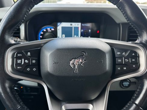 Certified 2022 Ford Bronco Badlands image 23