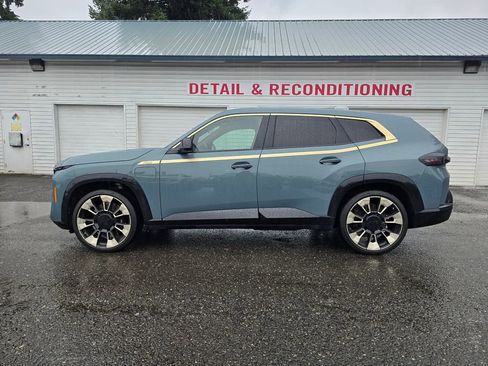 Used 2023 BMW XM image 44