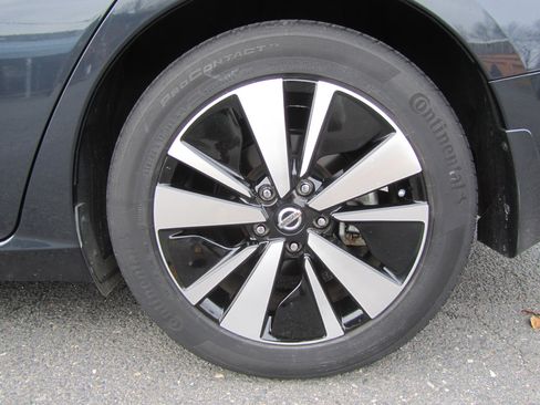 Used 2020 Nissan Altima 2.5 SV image 25