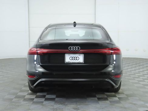 Used 2025 Audi A6 e-tron Premium Plus w/ Premium Plus image 6