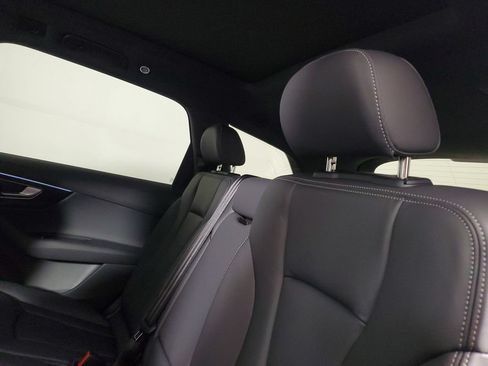 New 2026 Audi Q7 2.0T Premium AWD/4WD image 10