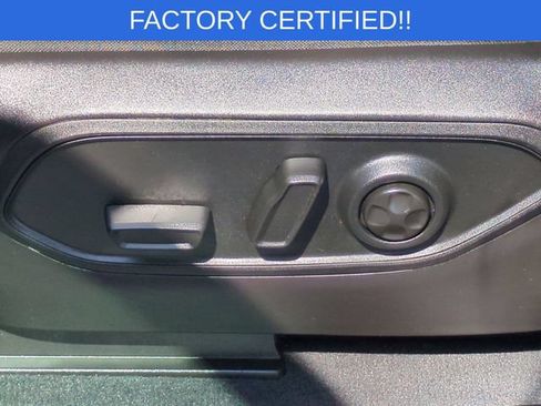 Certified 2025 Jeep Grand Cherokee Altitude RWD image 17