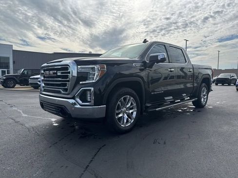 Used 2021 GMC Sierra 1500 SLT w/ SLT Premium Plus Package AWD/4WD image 3