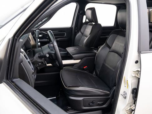 Used 2019 RAM 2500 Laramie image 13