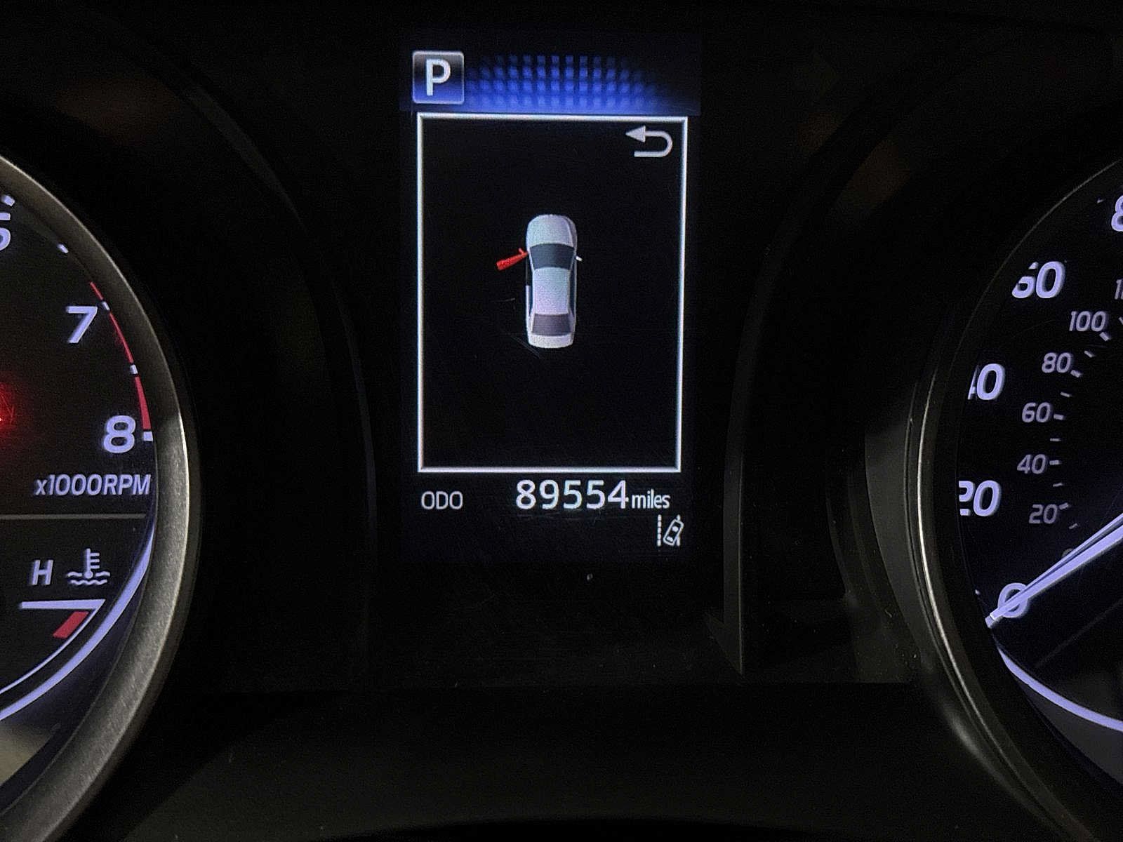 Used 2021 Toyota Camry SE FWD image 18