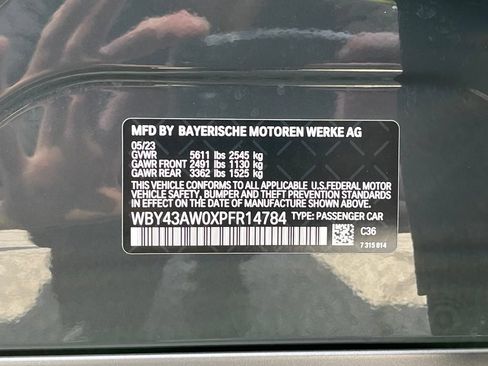 Used 2023 BMW i4 eDrive35 RWD image 42