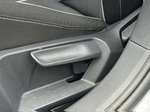 Used 2025 Volkswagen Jetta Sport FWD image 33
