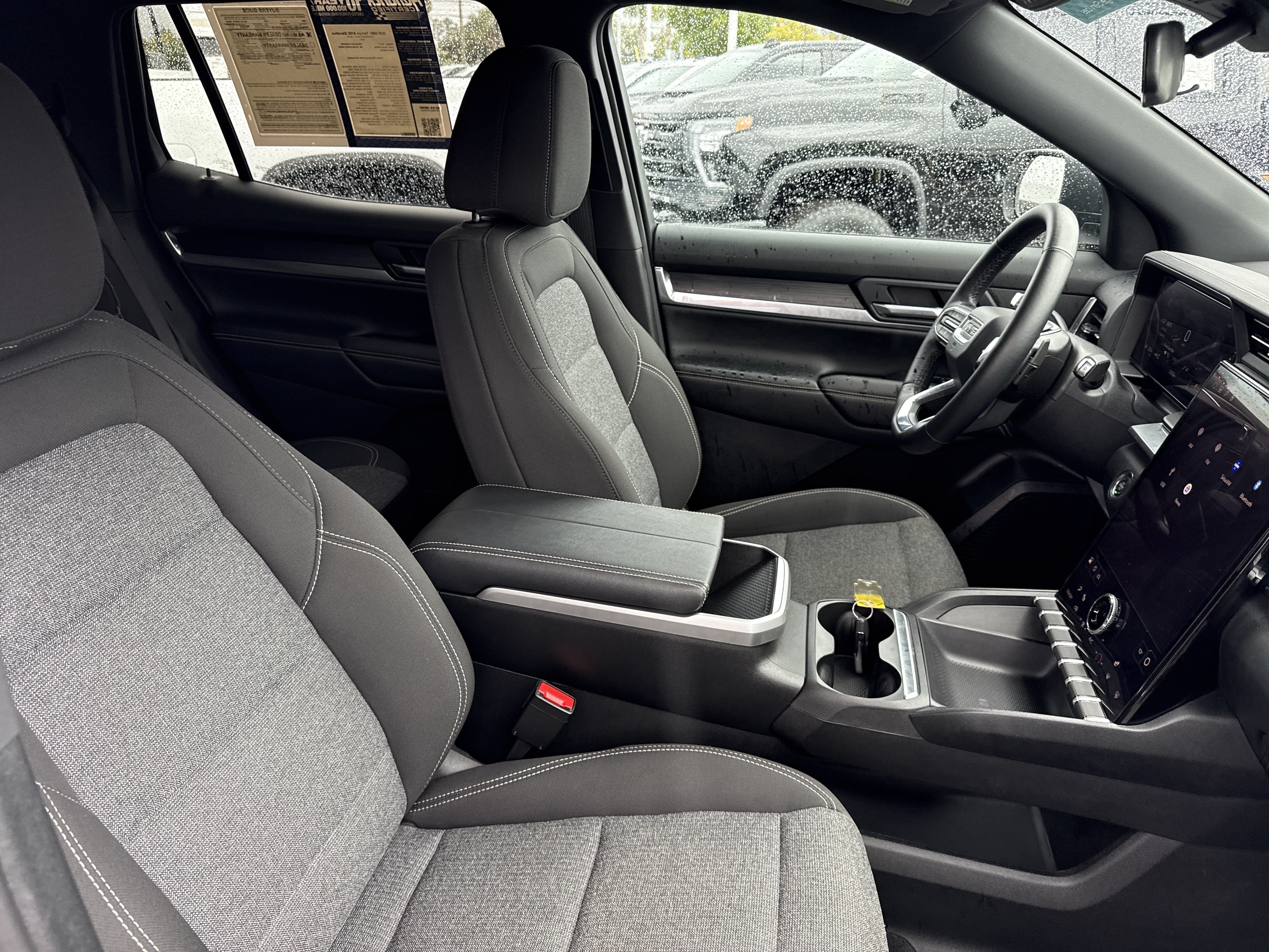 Used 2026 GMC Terrain Elevation w/ Black Edition AWD/4WD image 31