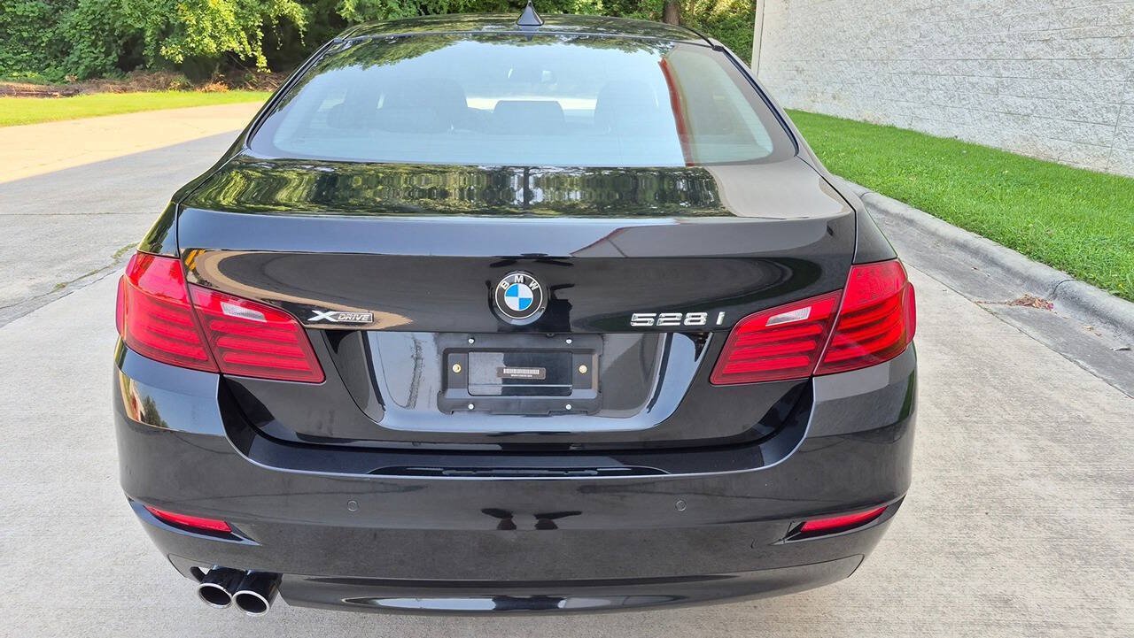 Used 2014 BMW 528i xDrive Sedan AWD/4WD image 4