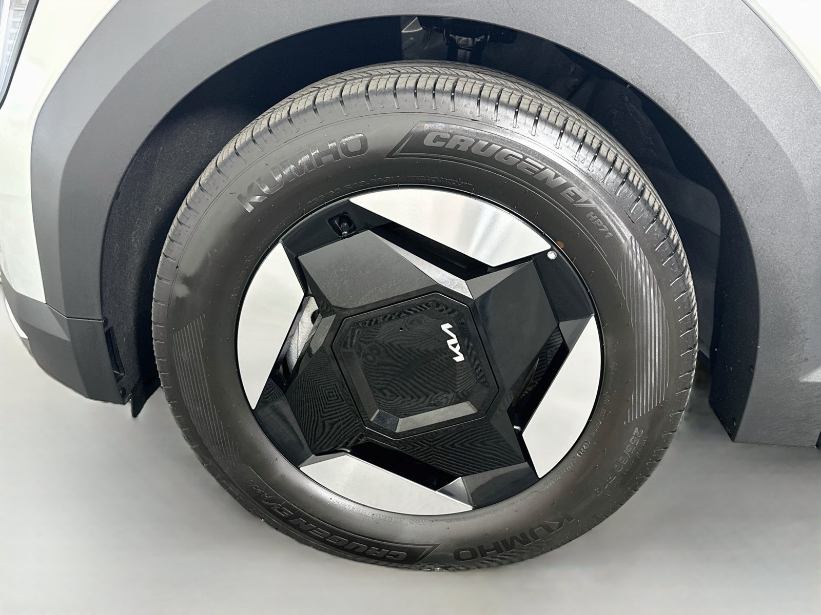 Used 2026 Kia EV9 Light RWD image 33