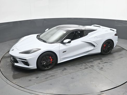Used 2023 Chevrolet Corvette Stingray Premium Conv w/ Z51 Performance Package image 41