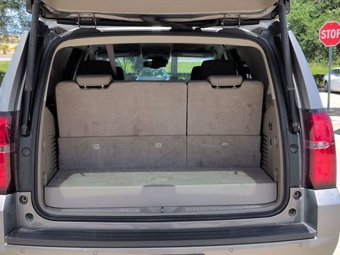 Used 2018 Chevrolet Tahoe LT w/ LT Signature Package RWD image 22