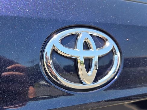 Used 2024 Toyota Highlander XSE FWD image 10