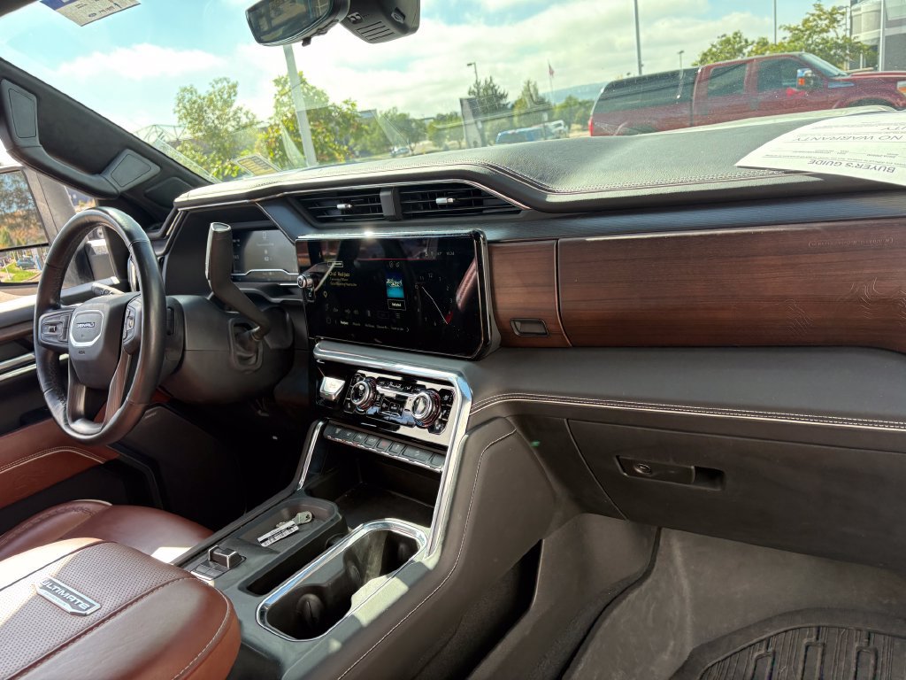 Used 2024 GMC Sierra 2500 Denali Ultimate AWD/4WD image 31