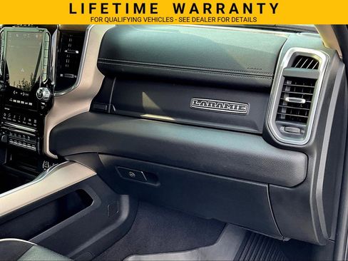 Used 2022 RAM 3500 Laramie AWD/4WD image 17