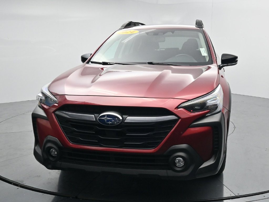 Used 2024 Subaru Outback Premium AWD/4WD image 3