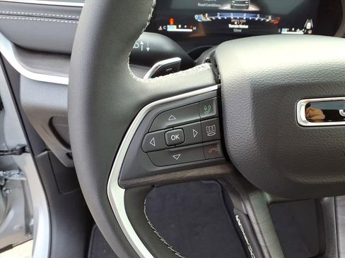 New 2025 Jeep Grand Cherokee Limited image 21