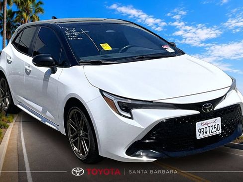 Used 2025 Toyota Corolla Hatchback w/ SE Package FWD image 1