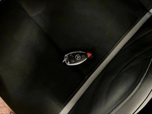 Used 2018 Mercedes-Benz AMG GT R image 30