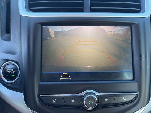 Used 2020 Chevrolet Sonic LT image 19