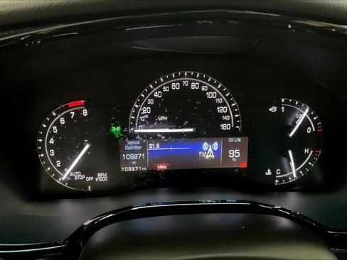 Used 2017 Cadillac XT5 Luxury w/ Driver Awareness Package FWD image 31