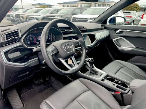 Used 2021 Audi Q3 2.0T Premium w/ 19" Wheel Package AWD/4WD image 10