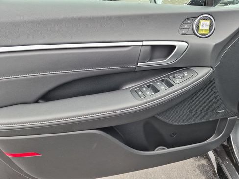 New 2026 Hyundai Sonata Limited FWD image 12