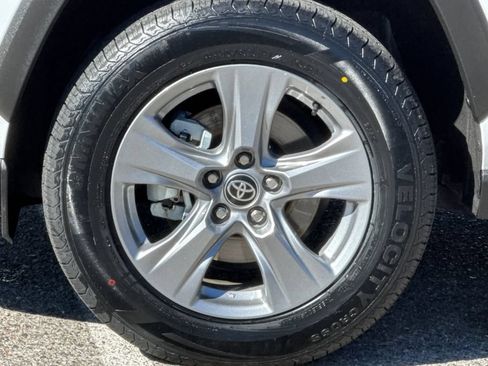 Certified 2025 Toyota RAV4 XLE AWD/4WD image 26