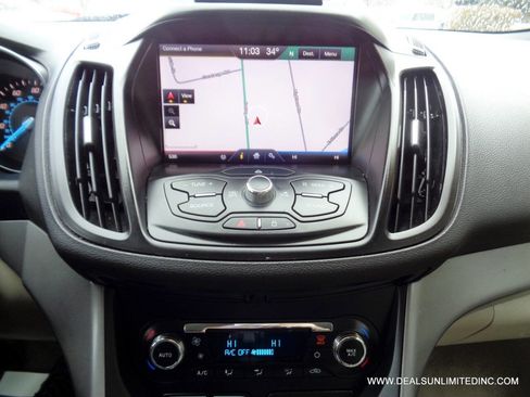 Used 2014 Ford Escape SE w/ Equipment Group 201A image 12