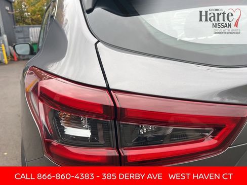 Certified 2022 Nissan Rogue Sport SL w/ Premium Package image 42