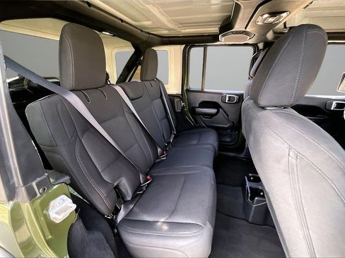 Certified 2022 Jeep Wrangler Sport S image 23