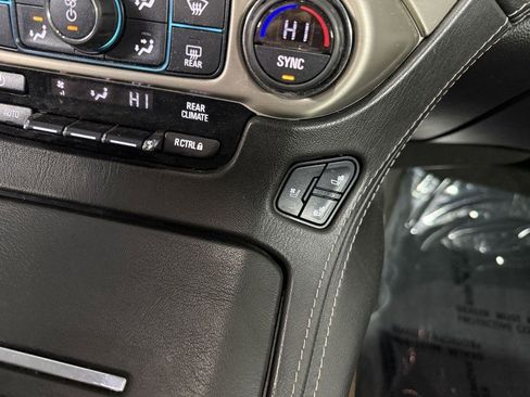 Used 2018 GMC Yukon XL Denali w/ Denali Ultimate Package image 23